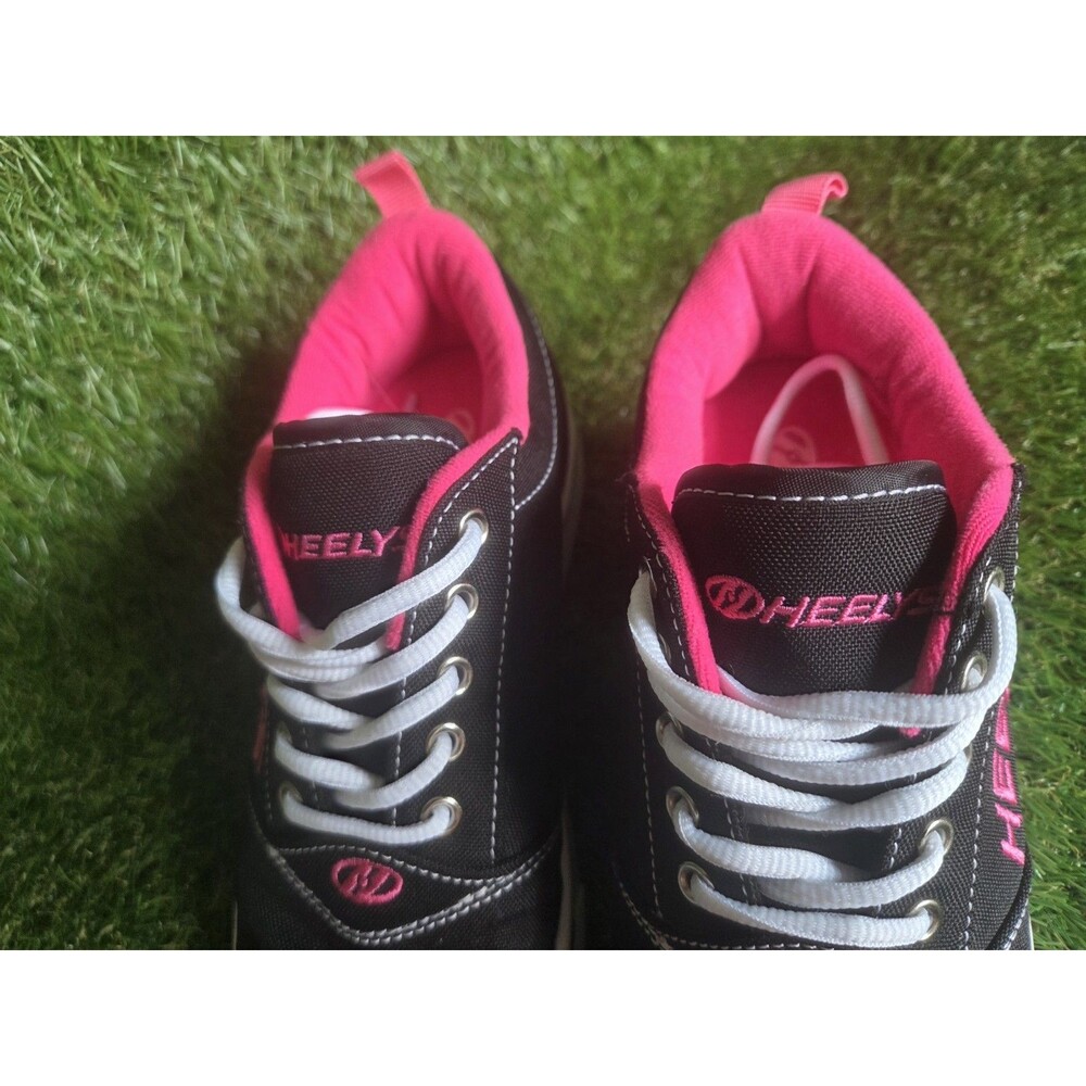 Heelys Women’s 5 Youth 4 Black Pink Low Top Wheeled Lace-Up Sneakers US - Picture 4 of 7